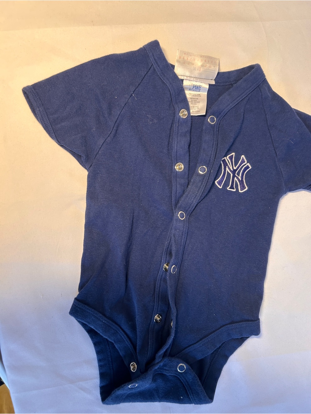 New York Yankees Baby Bodysuit 6-9 Months Blue Snap Front MLB Pink Sports